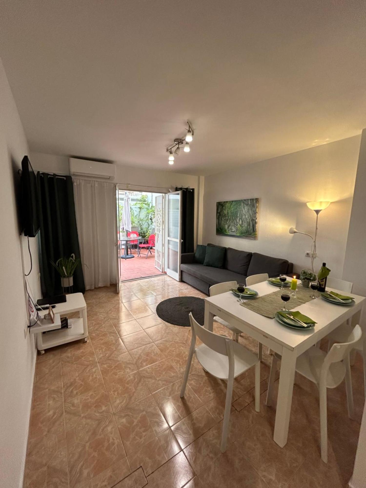 Spirit Los Boliches Apartment For 10 Person Fuengirola Εξωτερικό φωτογραφία